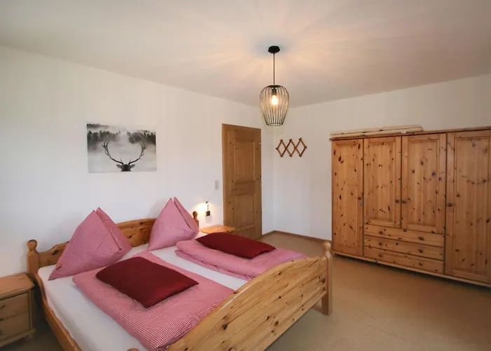 Christine By Interhome