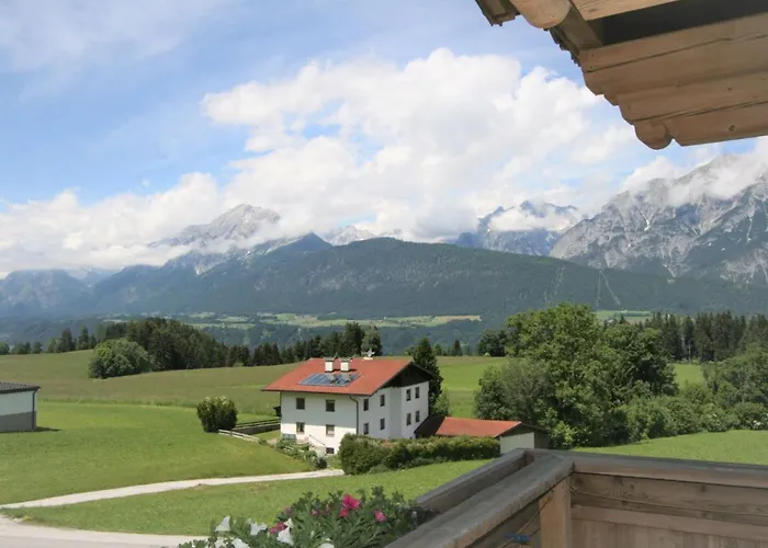 Christine By Interhome