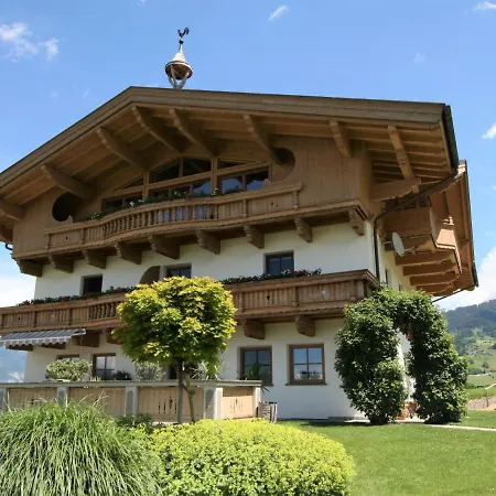 Christine By Interhome *