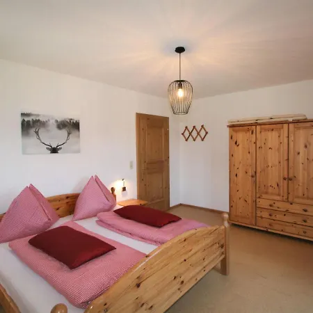 Christine By Interhome